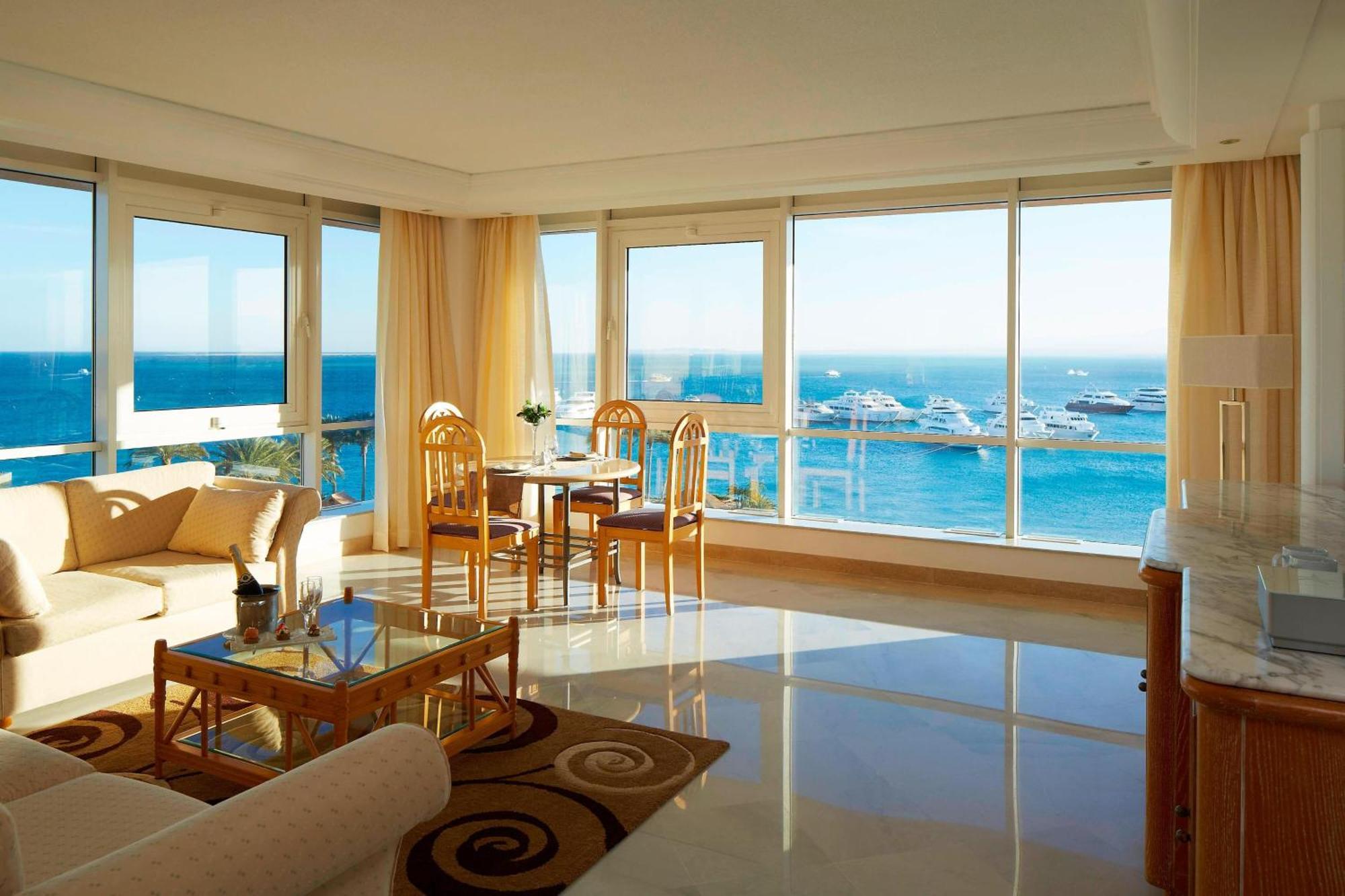赫尔格达万豪红海海滩度假酒店 洪加達 外观 照片